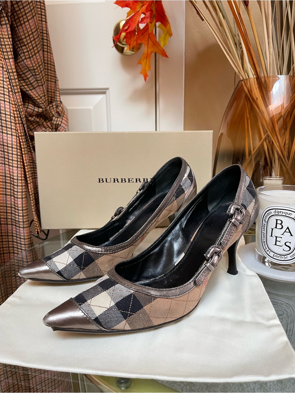 Burberry Nova Check Horsebit Pointed Toe Pumps Heels EU 40 Made in Italy